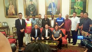 Baginda mempunyai dua orang kakanda sebapa yang cantik dan manis iaitu. Tengku Amir To Handle Rogue Selangor Fa Faction By The Book Goal Com