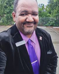 Looks like it's starting to rain