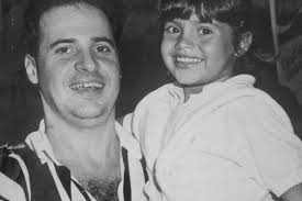 Este é o primeiro encontro do, agora, quinteto, desde que paulinho, o vocalista, morreu devido a. Twigg Filha Do Paulinho Do Roupa Nova Homenageia Pai No Instagram