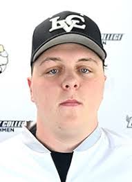 Ryan Petrucci's Instagram, Twitter & Facebook