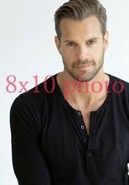 Stephen Huszar's Instagram, Twitter & Facebook