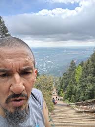 I'M BACK. HAD A TOUGH 48 HOURS. WE'VE HANDLED THE UPS AND DOWNS. WE'VE  ENDURED THE PAIN AND CHEERED THE GLORY. WE'VE STOOD BY THIS TEAM THROUGH IT  ALL, BECAUSE THAT'S WHAT