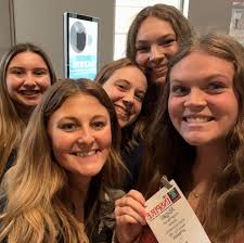 Abigail Backert (@abigail_backert) • Instagram photos and videos