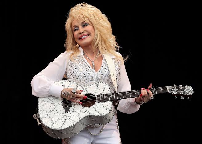 CMA's Dolly Parton Tribute Special Will Include Ella Langley, Carrie Underwood, Kelsea Ballerini, Reba McEntire, and More - Hits 96 | WDOD-FM