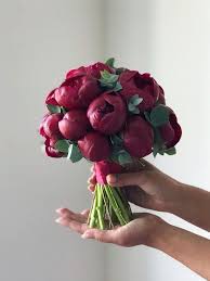 Feb 06, 2020 · if you're looking for festive wedding reception theme ideas, a mardi gras wedding is perfect for you. 24 Unique Wedding Bouquet Ideas From Flowerna Ru Unique Wedding Bouquet Beautiful Wedding Flowers Wedding Bouquets