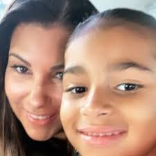 ad (@EvelynsKitchen)