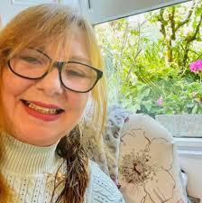 This photo sums up what an amazing human being my wife really is ❤️ The  kindness that glows through her everytime she sees these wonderful  creatures is just out of this world