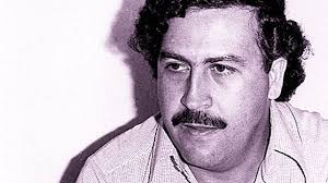 Pablo — бонд с кнопкой. Pablo Escobar Biography Career And Personal Life