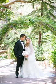 We use an extensive network of local simi valley florists and have your flowers. A Vera Wang Bride For A Magical Outdoor Jewish Wedding At The Vineyards In Simi Valley California Usa Smashing The Glass Jewish Wedding Blog