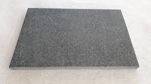 Marmor fliesen aus basaltite sind zeitgemäß. Basaltplatten Stolz Granithandel