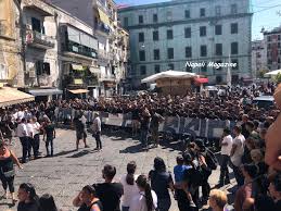 Sant'antonio abate paese in provincia di napoli nella regione campania, con circa 19693 abitanti. Video Foto Napoli Addio A Giuseppe Menale Al Borgo Sant Antonio Abate L Ultimo Emozionante