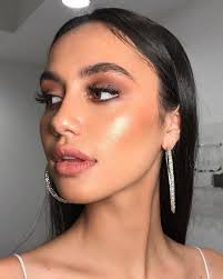 Nicole Matute (a_matute07)