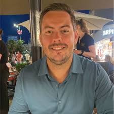 🚀 Met trots vertel ik jullie over onze samenwerking met de Van der Hoek  Isolatie Groep! Samen met Calvin van der Hoek zijn we vanuit BOOMING.JOBS  aan de slag gegaan om hen