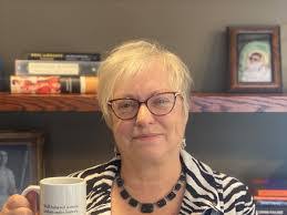 Jackie Hoyt's Instagram, Twitter & Facebook