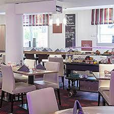 Carte et menus des restaurants recommandés par nos membres. Red Square By Novotel Life In Black And White Luxembourg