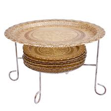 Emsan tatlı hayat 40 parça pasta takımı hediyeli kahvaltı takımı çok beğenerek satın aldım. Karaca Metal Standli Tatli Kutu Karaca