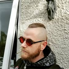 Is there a microphone that can completely noise-cancel mechanical keyboard  click sounds, and other noise except my voice? And if yes, what is it?