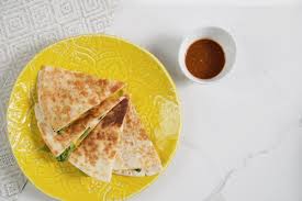 Chicken fajita quesadillas, a heavenly delicious recipe that is officially children's favourite food. Healthy Chicken Quesadillas Recipe