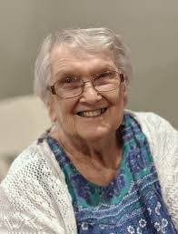 Amanda Rucker's Instagram, Twitter & Facebook