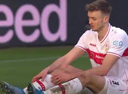 You are exactly two metres tall (6'5), what do you make of the phrase 'big striker'? Sasa Kalajdzic Issues Come And Get Me Plea To Liverpool