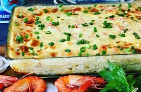 Vous Aimez La Lasagne Et Les Fruits De Mer Voici Une Recette Totalement Fabuleuse Et Facile A In 2020 Seafood Casserole Recipes Campbells Soup Recipes Cooking Recipes