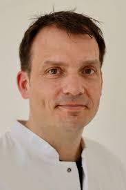 Dr. med. Nicolas Hoffmann