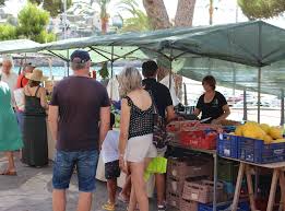 Bestes vergleichsportal für ferienhäuser mit großer auswahl in porto cristo. Porto Cristo Wochenmarkt