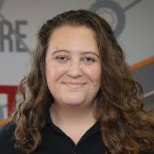 Kari Summers's Instagram, Twitter & Facebook