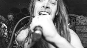 Pics of AARTxSTAARTJES + Burning Dixi are up, enjoy! 📸Richard Postma  @dramastrophic #aartxstaartjes #aartstaartjes #burningdixi #veradownstage  #veragroningen