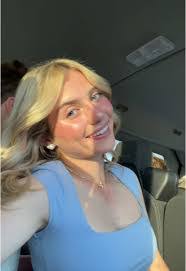 Tiffany Rowan's Instagram, Twitter & Facebook