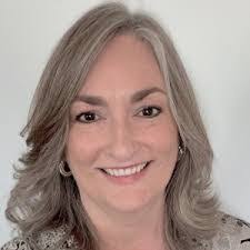 Wendy Cecil's Instagram, Twitter & Facebook