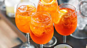 Aperol Spritz Why Everyone Is Arguing About The Sparkling Cocktail Khou Com