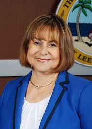 Lee superintendent delays high school schedule change after negative  feedback