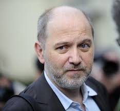 Bébé décédé : 2 ans requis contre la pédiatre