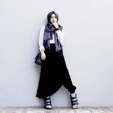 Jika anda cukup kesulitan untuk. Desain Busana Muslimah Remaja Ala Dian Pelangi Syarimu