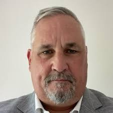 Diane Rayfield's Instagram, Twitter & Facebook