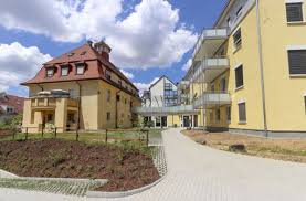 Jetzt kostenlos inserieren in ditzingen! Ditzinger Altenheim Im Wandel In Der Villa Wurde Das Pflegeheim Gross Strohgau Extra Stuttgarter Zeitung