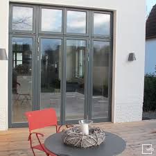 Terrassenturen Mit Oberlicht Im Schlichten Design Terrassenturen Oberlicht Terrassentur