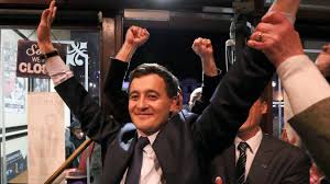 Le ministre de l'intérieur gérald darmanin a accepté mardi les conditions posées par le syndicat de policiers alliance pour participer au beauvau de la sécurité, l'organisation syndicale donnant immédiatement son accord. Gerald Darmanin Progresse Toujours Et Transgresse Encore