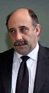 Martínez-Escribano Gómez, Pérez Ferra y Pérez Botía se disputan el Decanato  del Colegio de Abogados