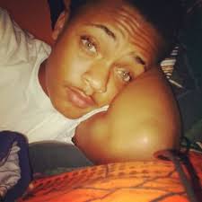 Malik Greer (@8fe1db4c294a4d6)