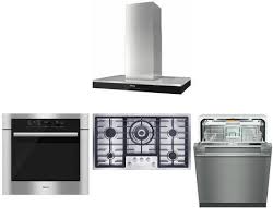 Miele's 900mm 5 burner low profile natural gas cooktop in stainless steel has five convenient areas including a powerful dual wok. Miele 737469 Appliances Connection