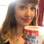 Kerri Rundle's Instagram, Twitter & Facebook