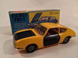 Corgi 332 Lancia Fluvia Zagato - Fine quality vintage diecast model toys.