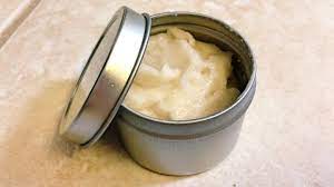 A super quick, one(1) minute hair gel that cost pennies to make. Diy Xanthan Gum Hair Gel Hair Gel Diy Hair Gel Diy Shampoo