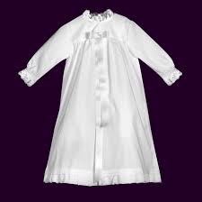 Vous avez besoin d'une jolie robe de baptême ou d'un costume de mariage pour bébé mais pas cher ! Robes De Bapteme Pour Bebe Fille Et Garcon Jusqu A 2 Ans