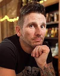 Keith Semple's Instagram, Twitter & Facebook