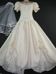 Laura Ashley Vintage Ivory Dupion Silk Rosette Lace Wedding Bridal Gown 14 Bridal Gowns Laura Ashley Vintage Dress Vintage Bride