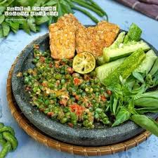 Nasi udang raos makin enak disantap dengan sambal bawang yang kabarnya jadi favorit di dapur panglima. 24 Pandan Wangi Ideas Asian Recipes Indonesian Food Food