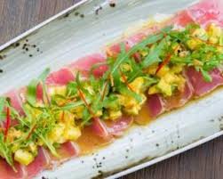 Recette De Carpaccio Pas Cher De Thon Frais A La Mangue Et A L Avocat Recette Carpaccio Carpaccio De Poisson Recette Thon Frais